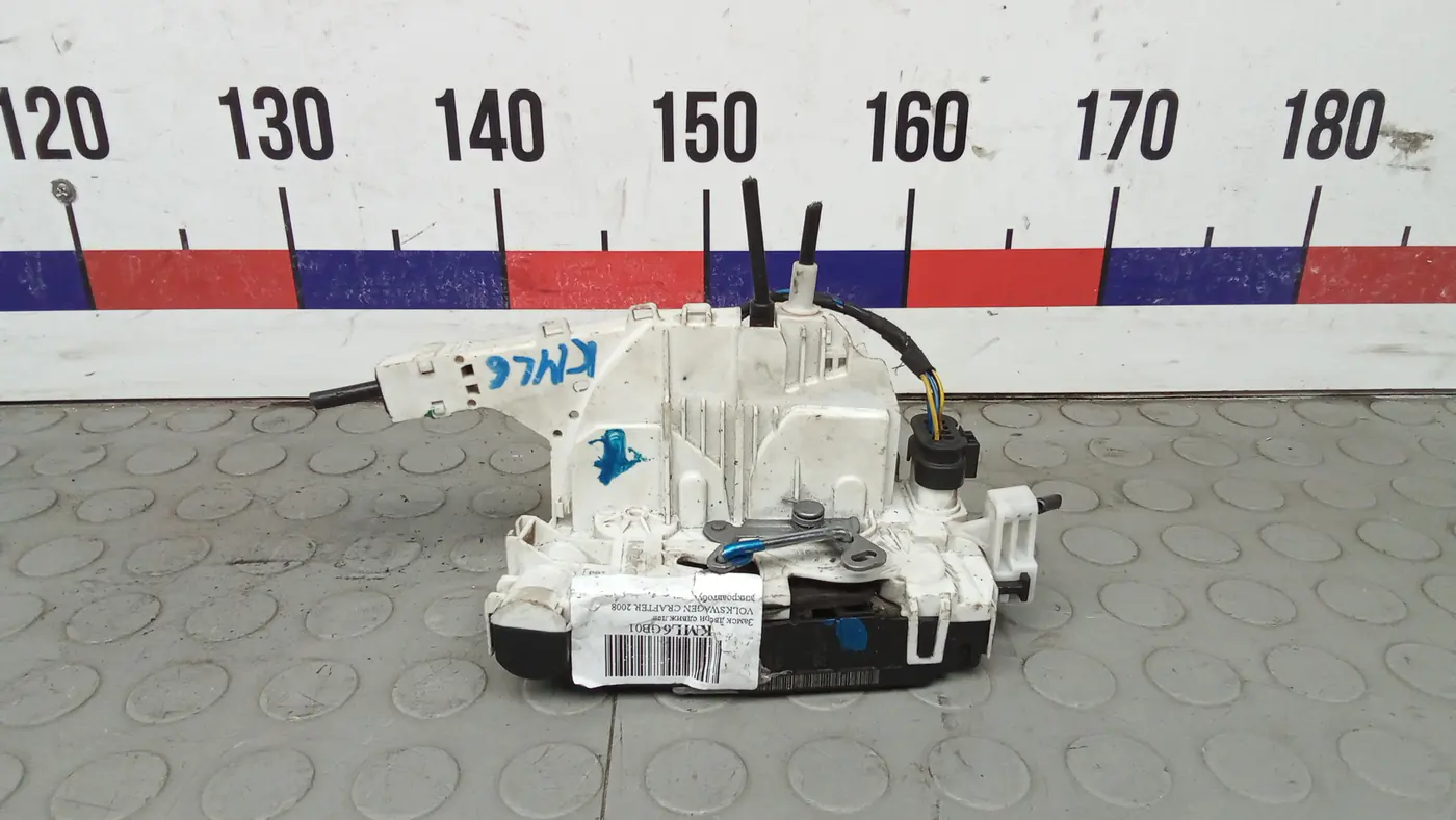 Замок двери к Volkswagen  2008