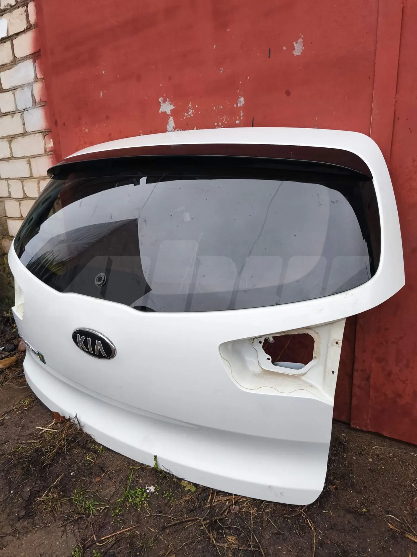 Крышка багажника к Kia Sportage 2014
