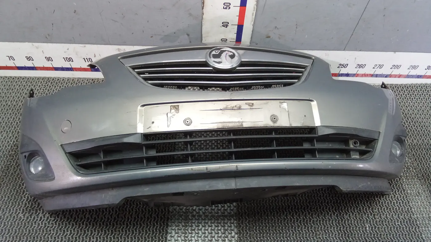 Бампер передний к Opel Meriva 2010