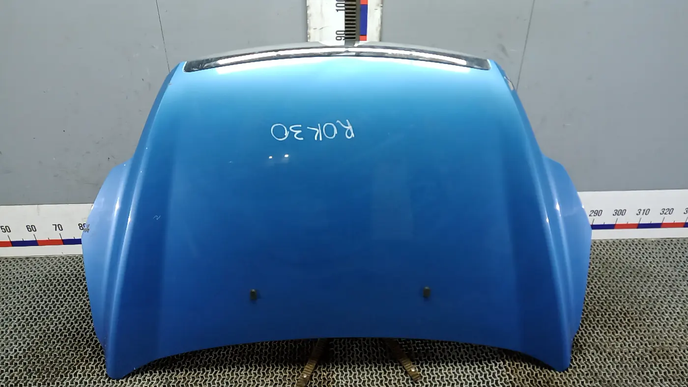 Капот к Ford Focus 2010