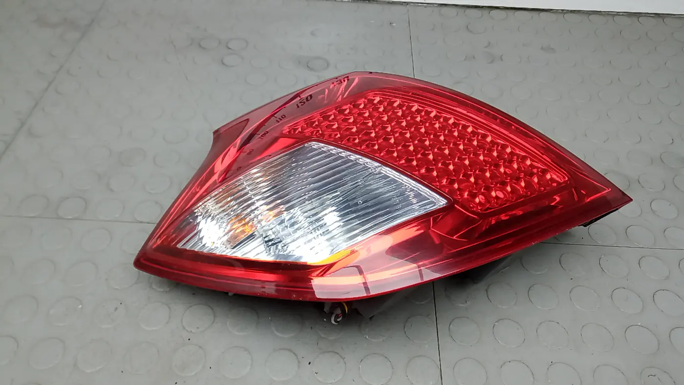 Фонарь задний левый к Kia Ceed 2011