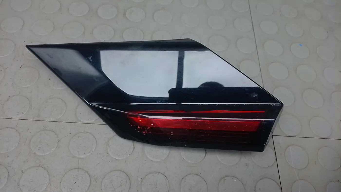 Фонарь задний левый к Citroen C4 2021