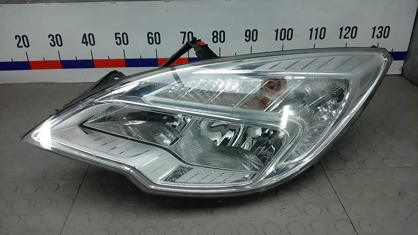 Фара левая к Opel Meriva 2010