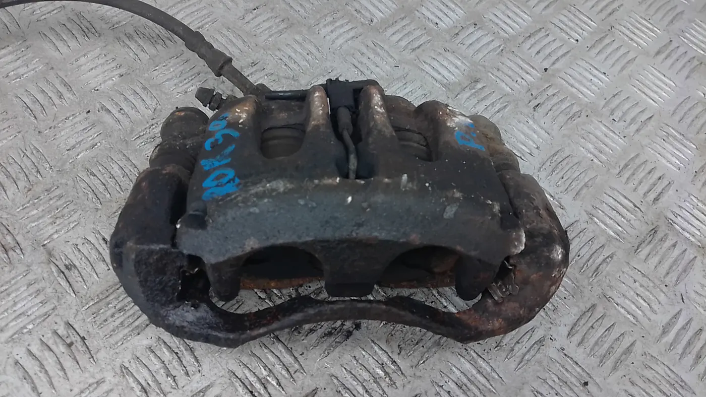 Скоба суппорта к Volkswagen  2009