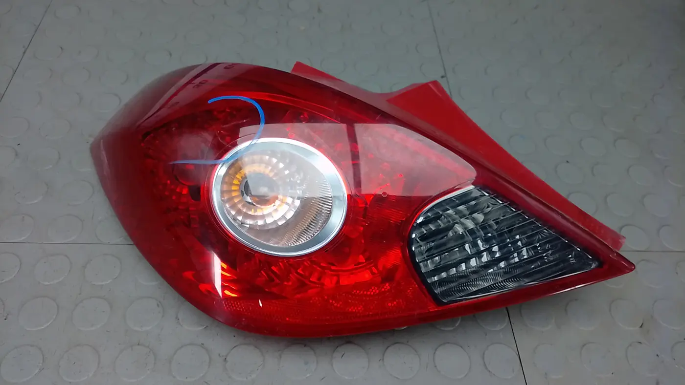Фонарь задний левый к Opel Corsa 2013