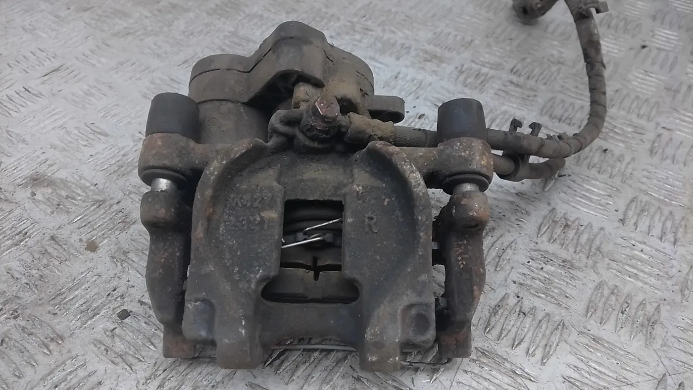 Скоба суппорта к Ford Mondeo 2015
