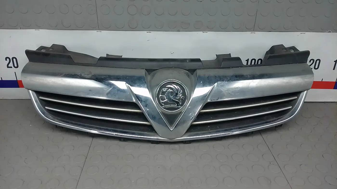 Решетка радиатора к Opel Zafira 2010