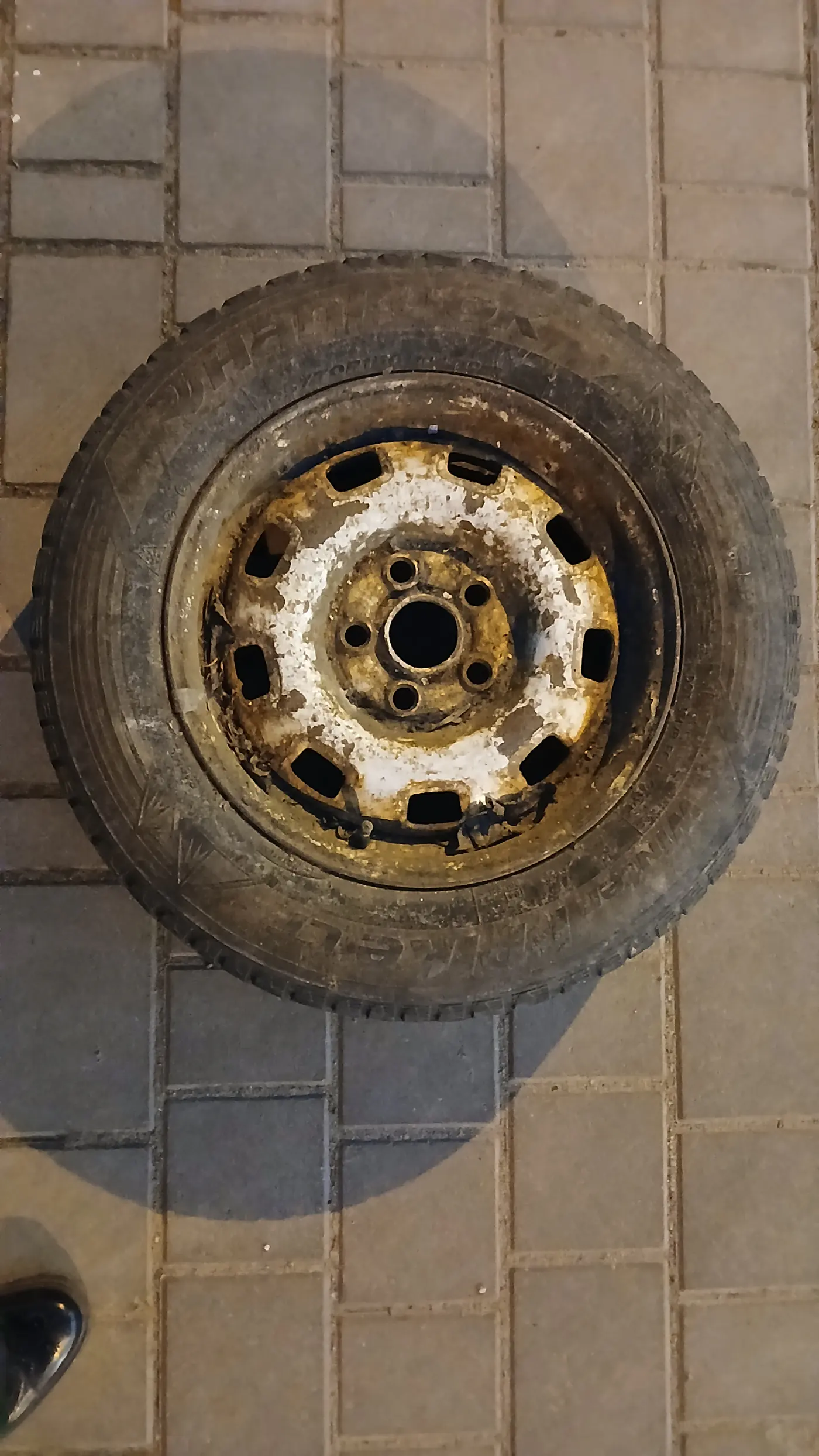 R15C 195 70 Hankook PIKE