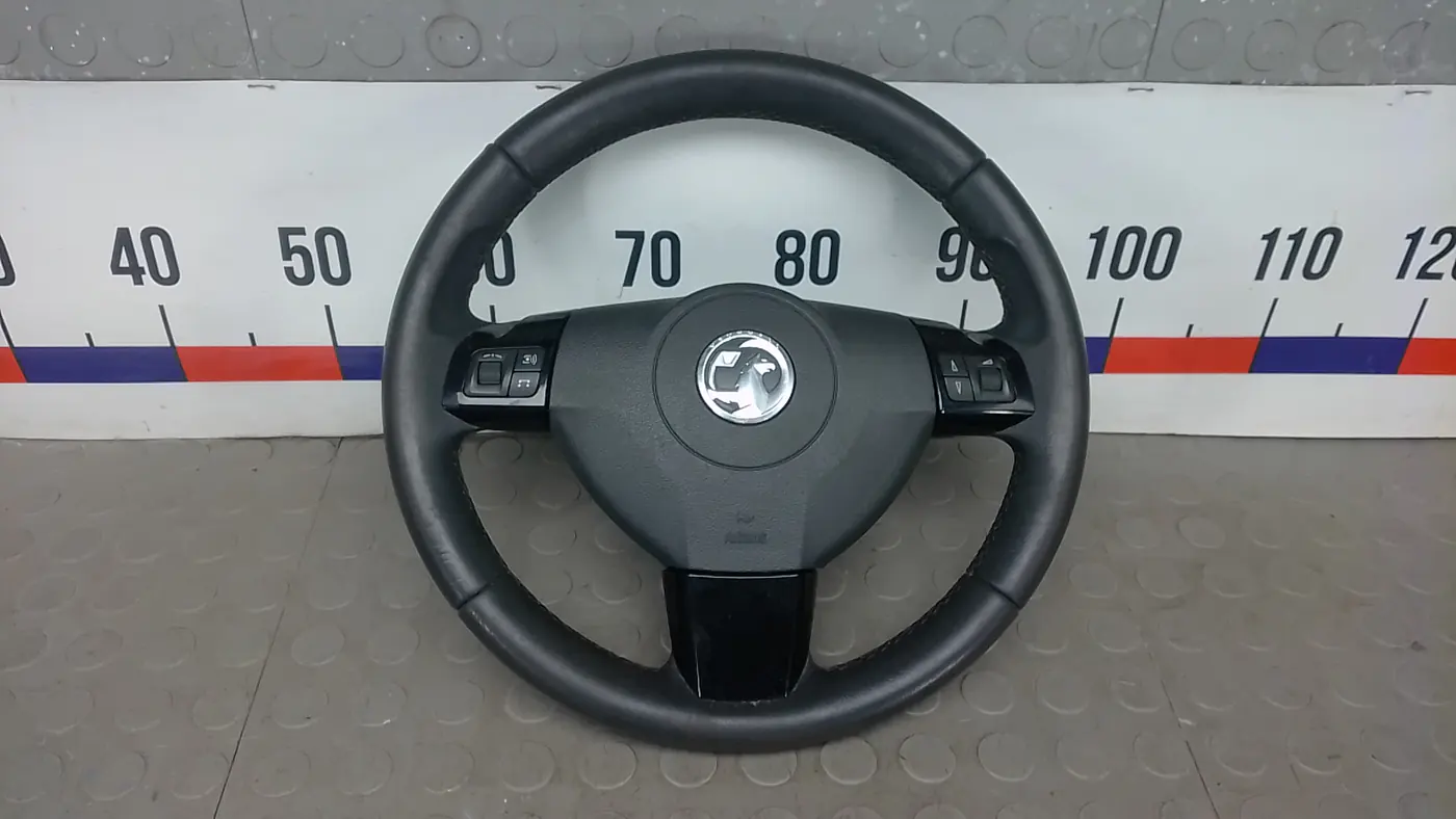 Руль к Opel Zafira 2011