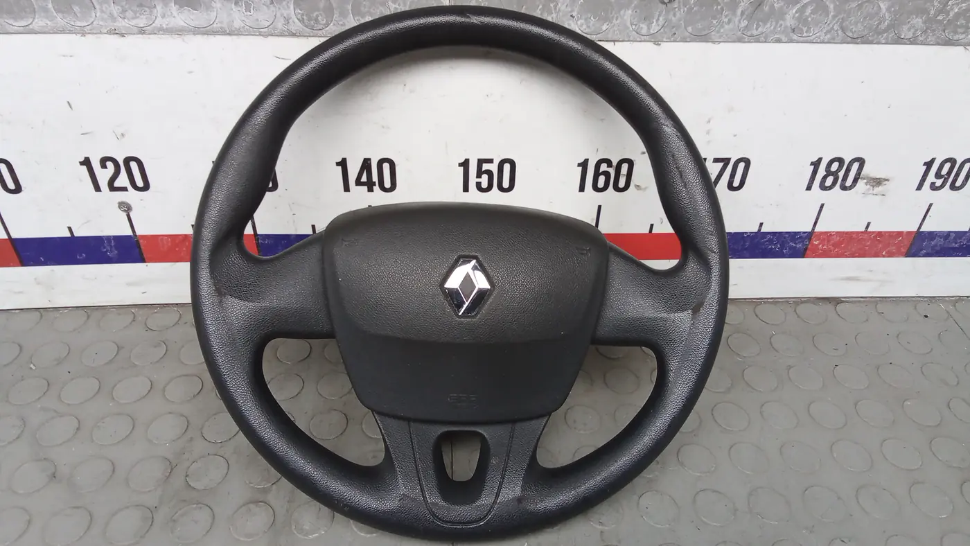 Руль к Renault Megane 2013