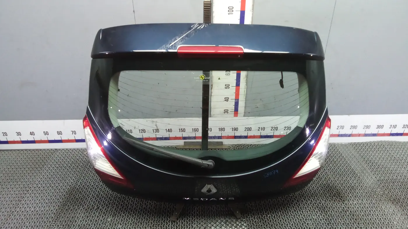 Замок двери к Renault Megane 2010