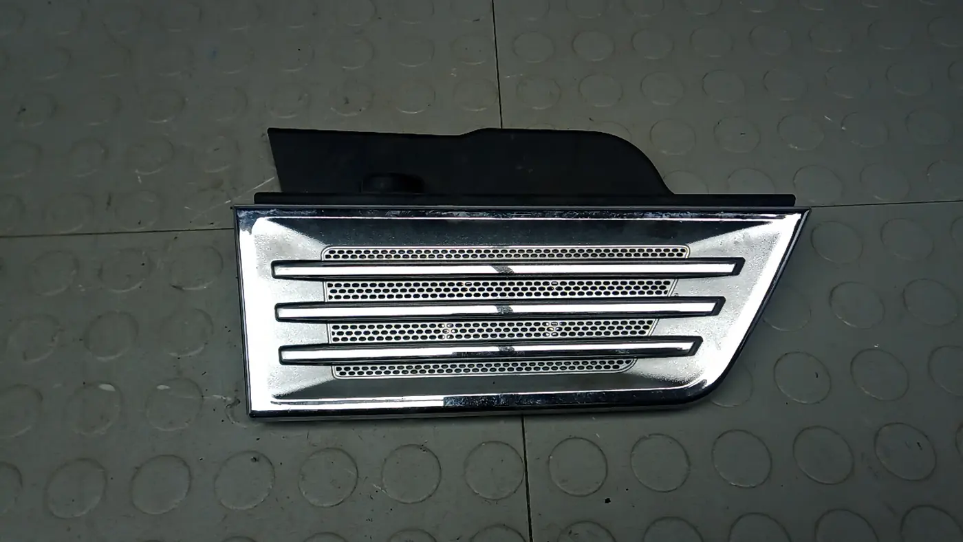 Решетка бампера к Dodge Nitro 2008