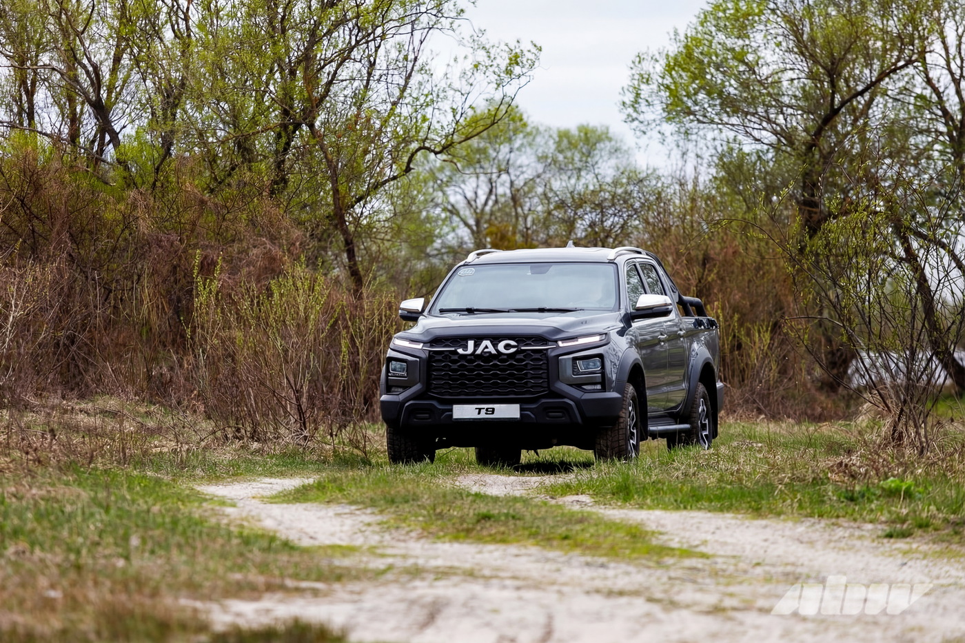 Апрельские забавы: едем на поиски моря Геродота на белорусском JAC T9