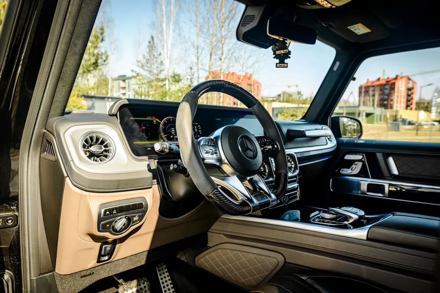 AVVACARS – элитный прокат автомобилей в Минске