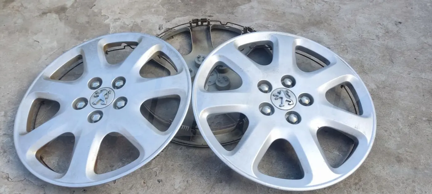 Колпак колеса к Peugeot 407 2007