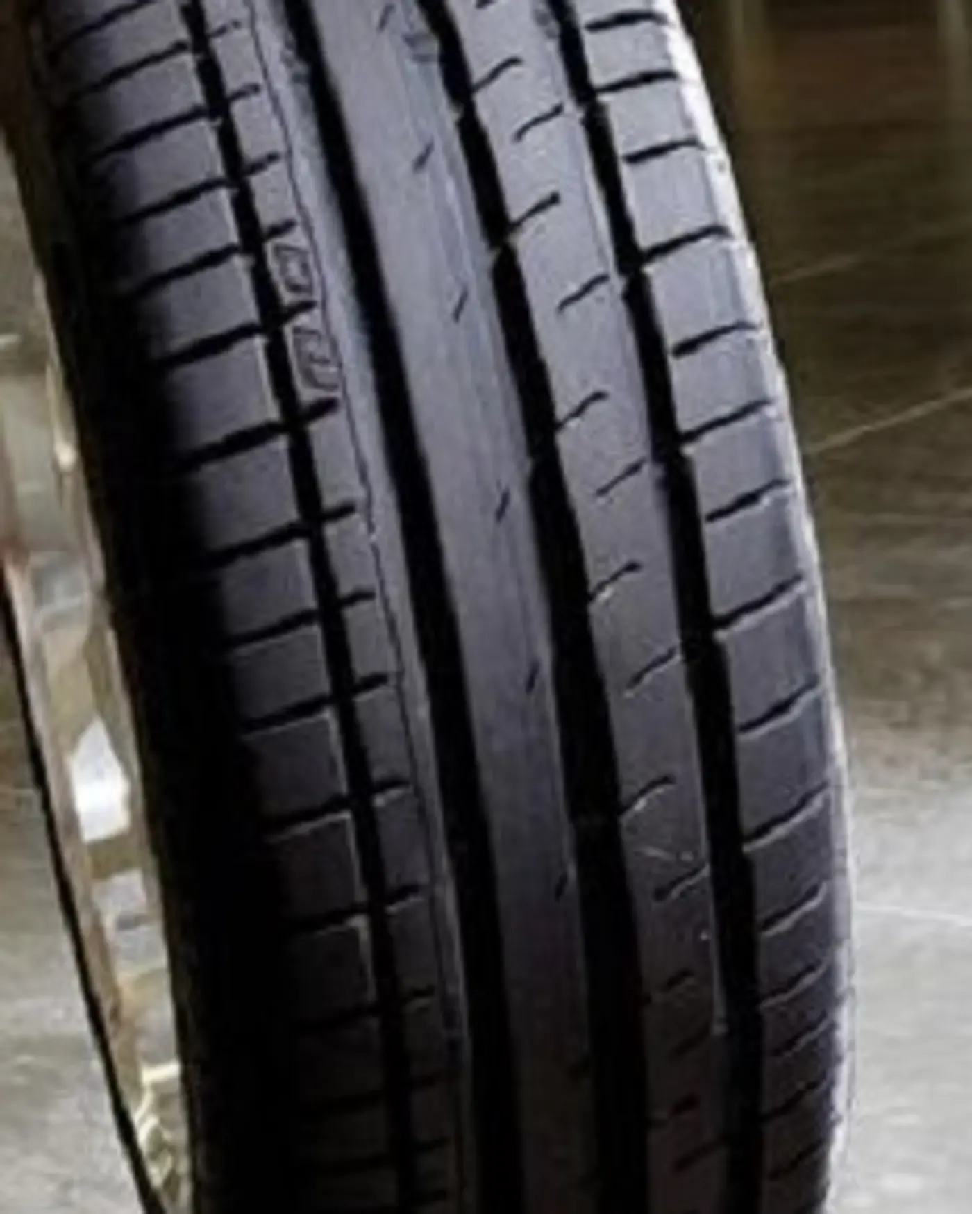 R20 245 40 Continental exstrim dw