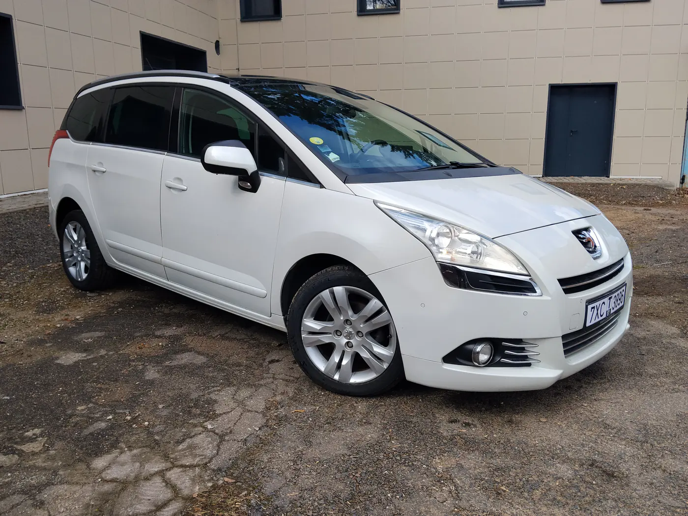 Peugeot 5008 I, 2013