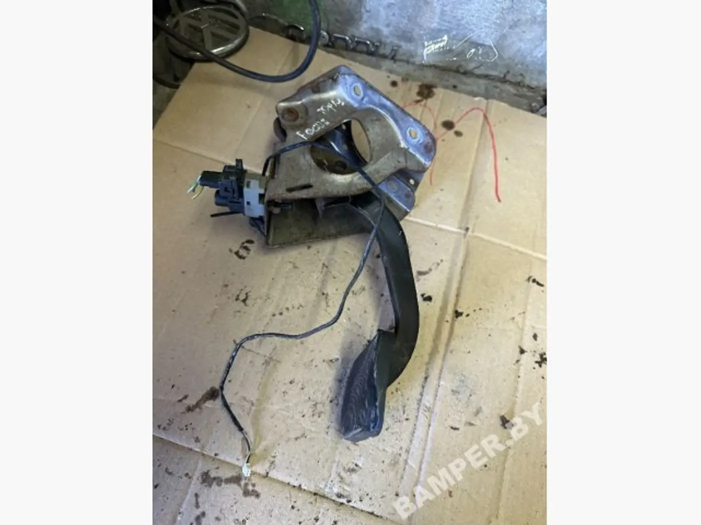 Педаль тормоза к Ford Focus 1999