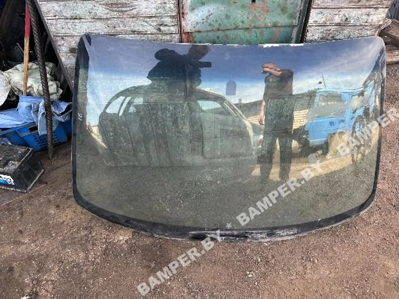 Стекло лобовое к Mazda 323 1996