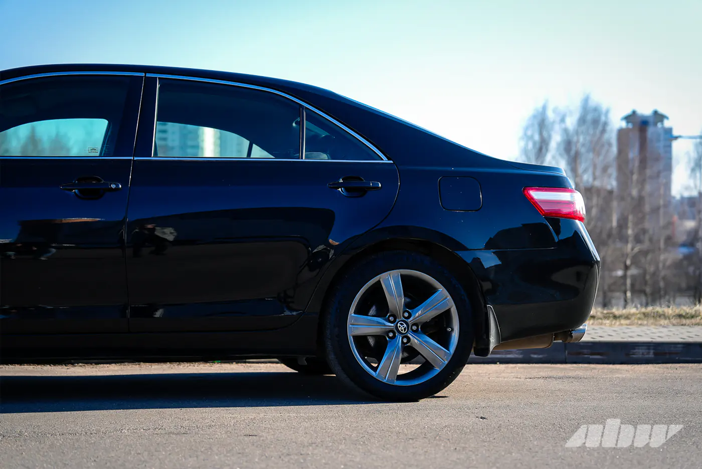 «Если бы не кузов, это был бы вечный автомобиль»: история владения Toyota Camry 3.5