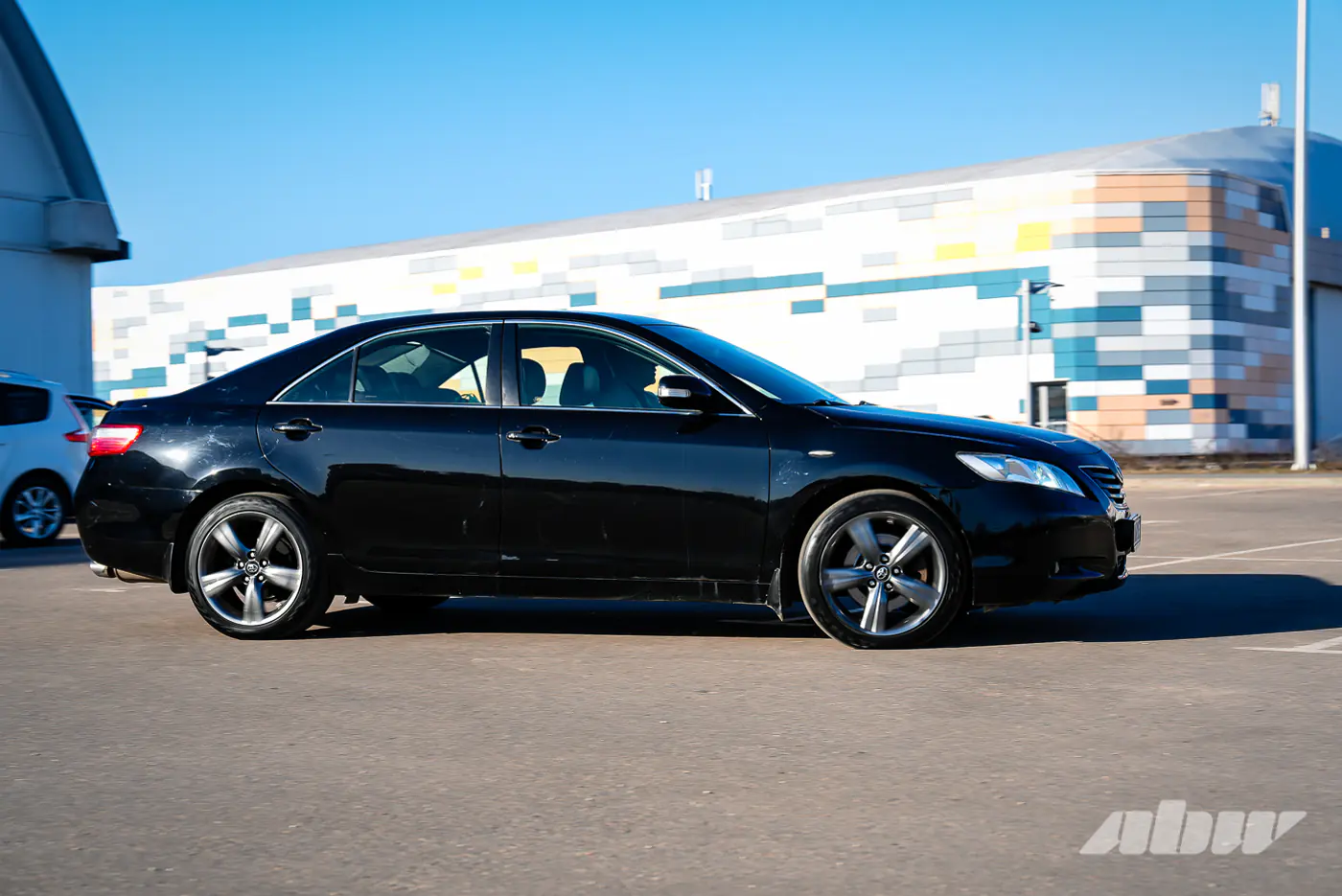 «Если бы не кузов, это был бы вечный автомобиль»: история владения Toyota Camry 3.5