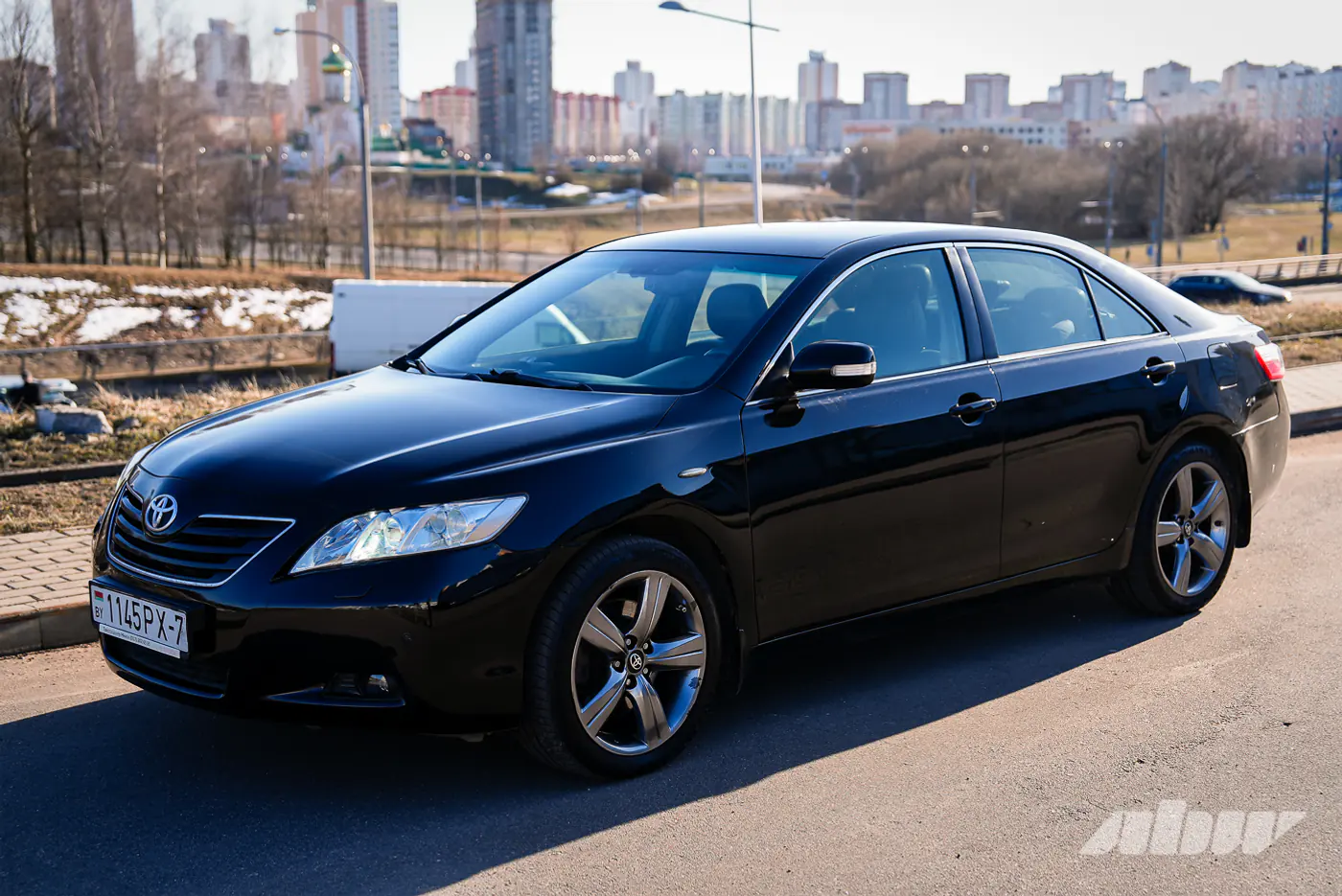 «Если бы не кузов, это был бы вечный автомобиль»: история владения Toyota Camry 3.5