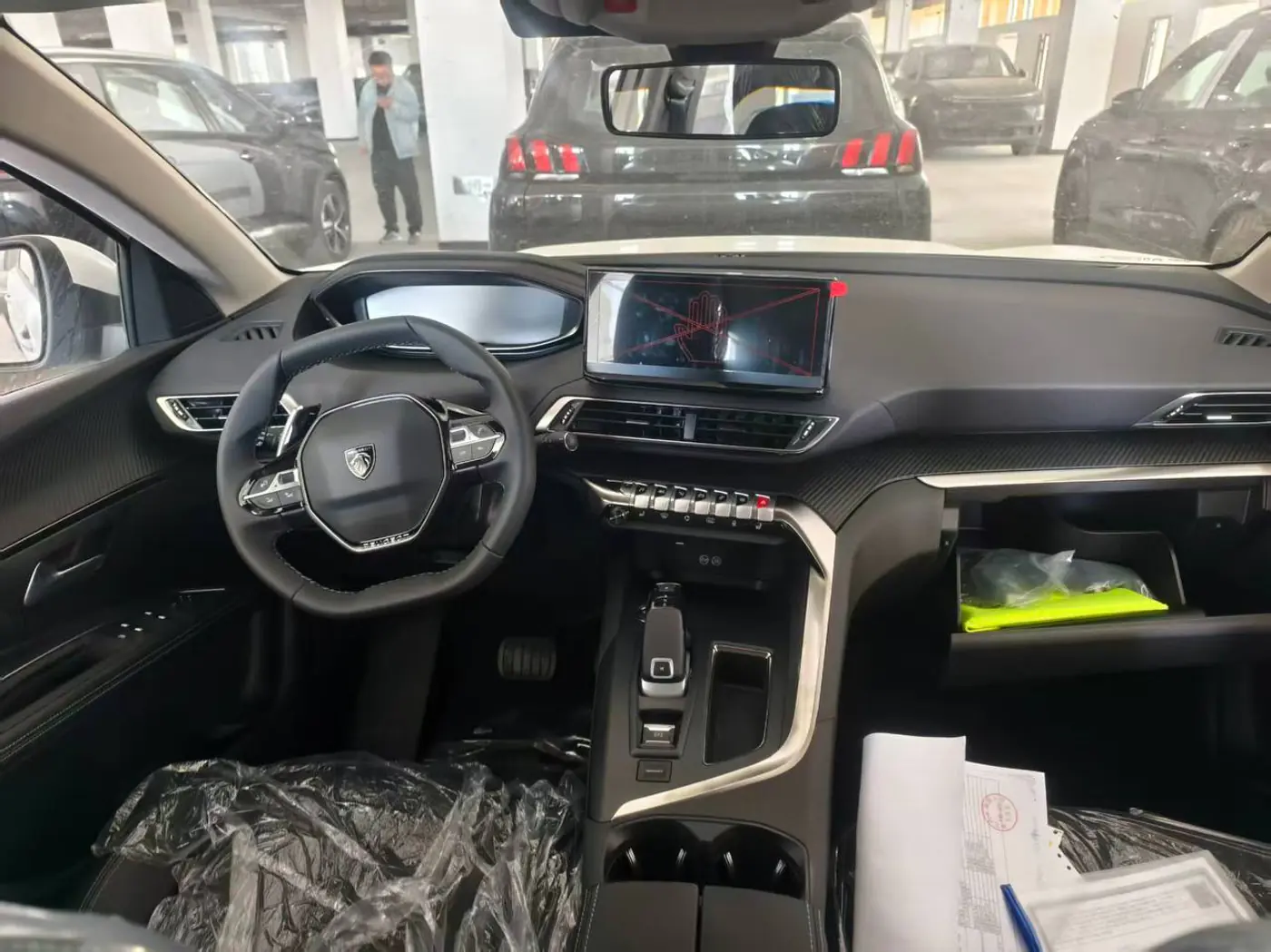 Peugeot 5008 II Рестайлинг, 2026