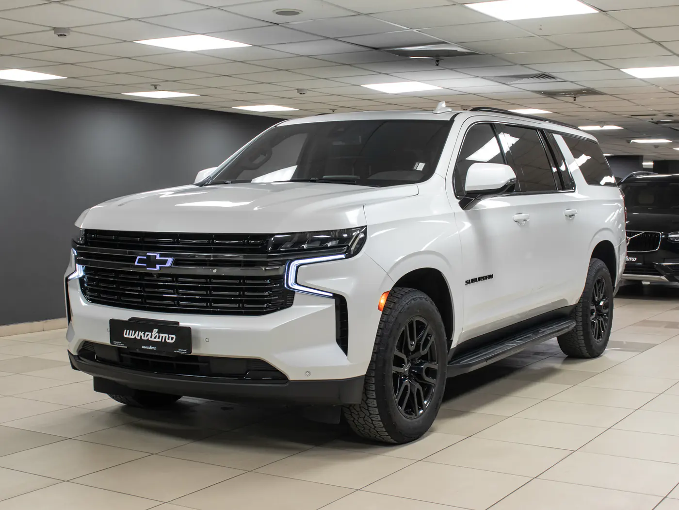 Chevrolet Suburban XIII, 2022