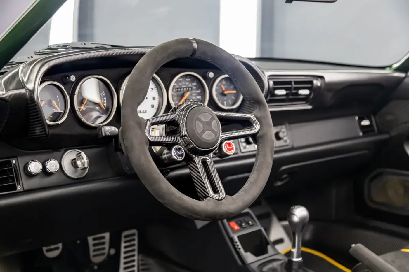 Ставка не сыграла: Редкий Porsche 911 не сменил хозяина на торгах