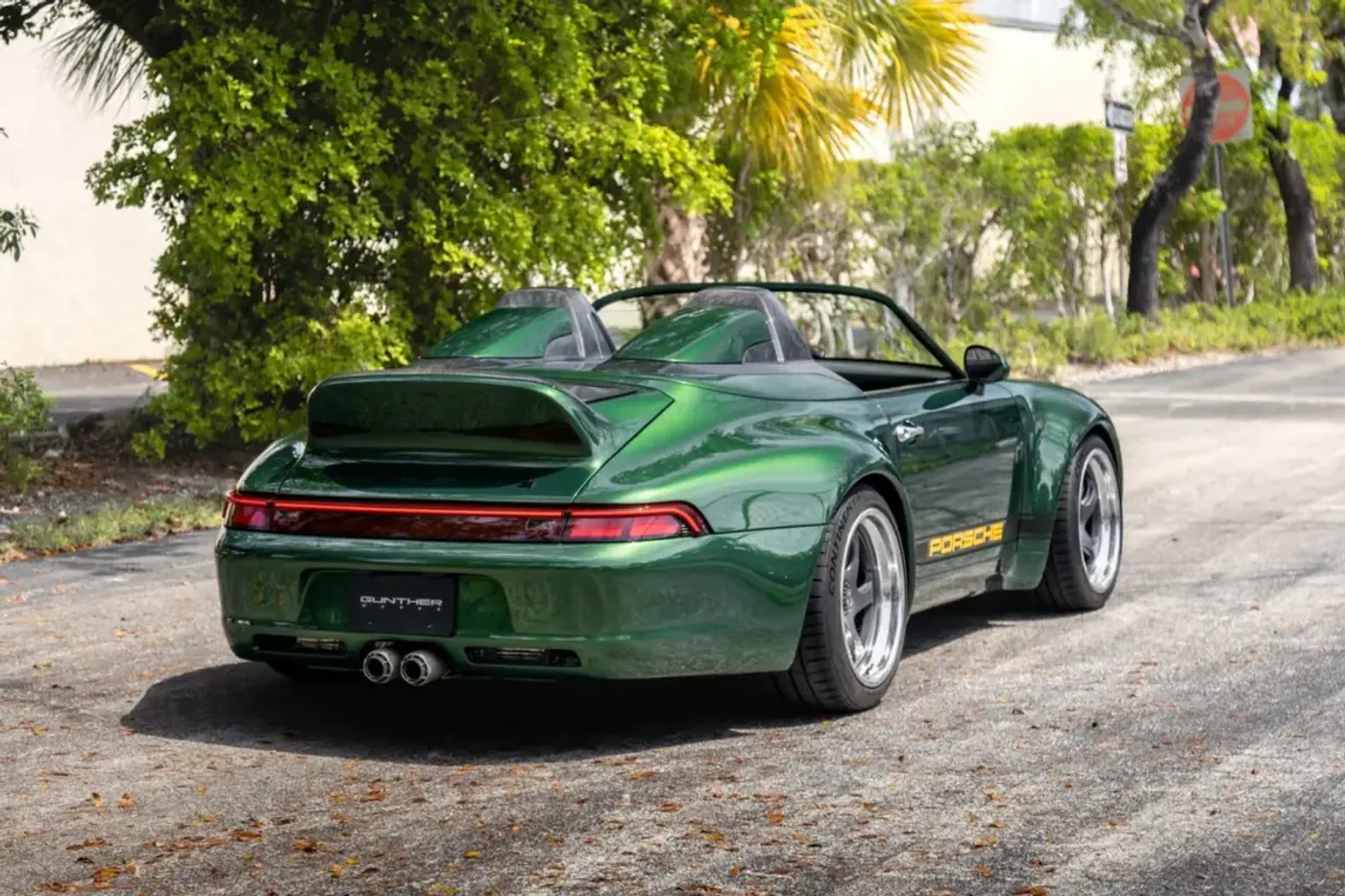 Ставка не сыграла: Редкий Porsche 911 не сменил хозяина на торгах