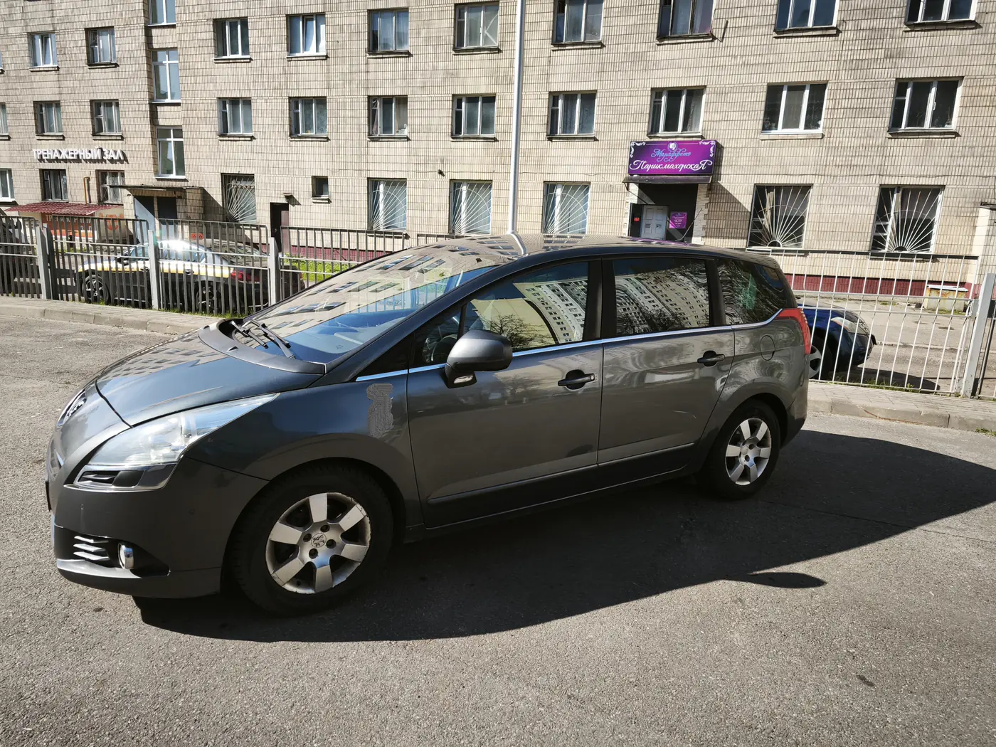 Peugeot 5008 I, 2011