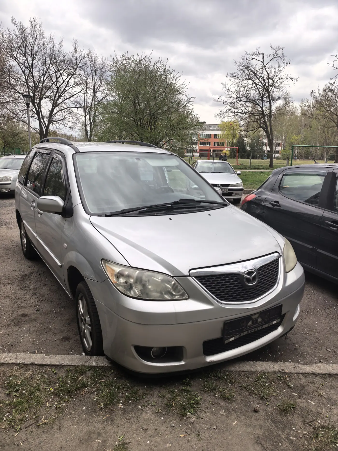 Mazda MPV II (LW) Рестайлинг, 2004