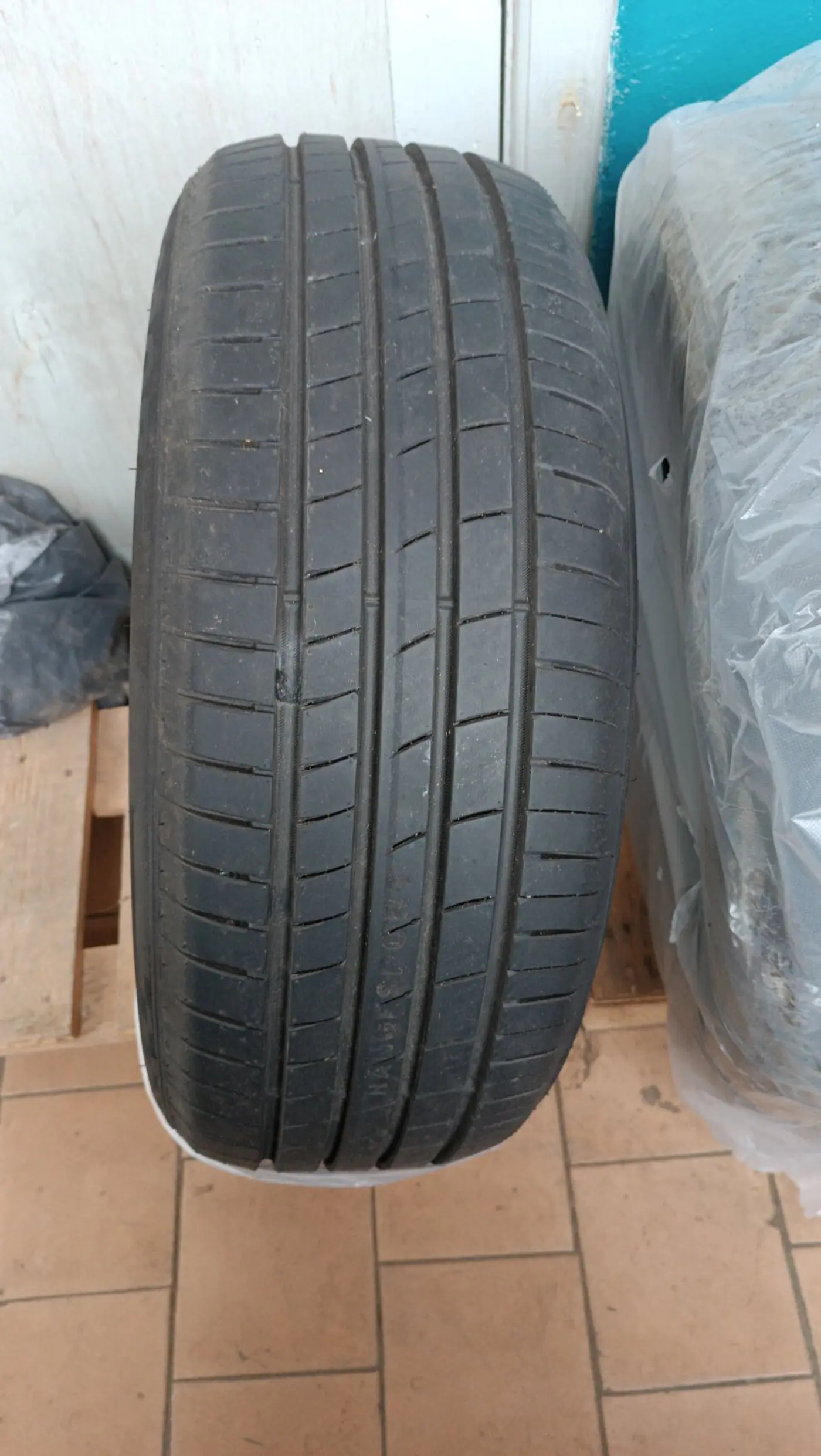 R19 235 55 Wanli su305