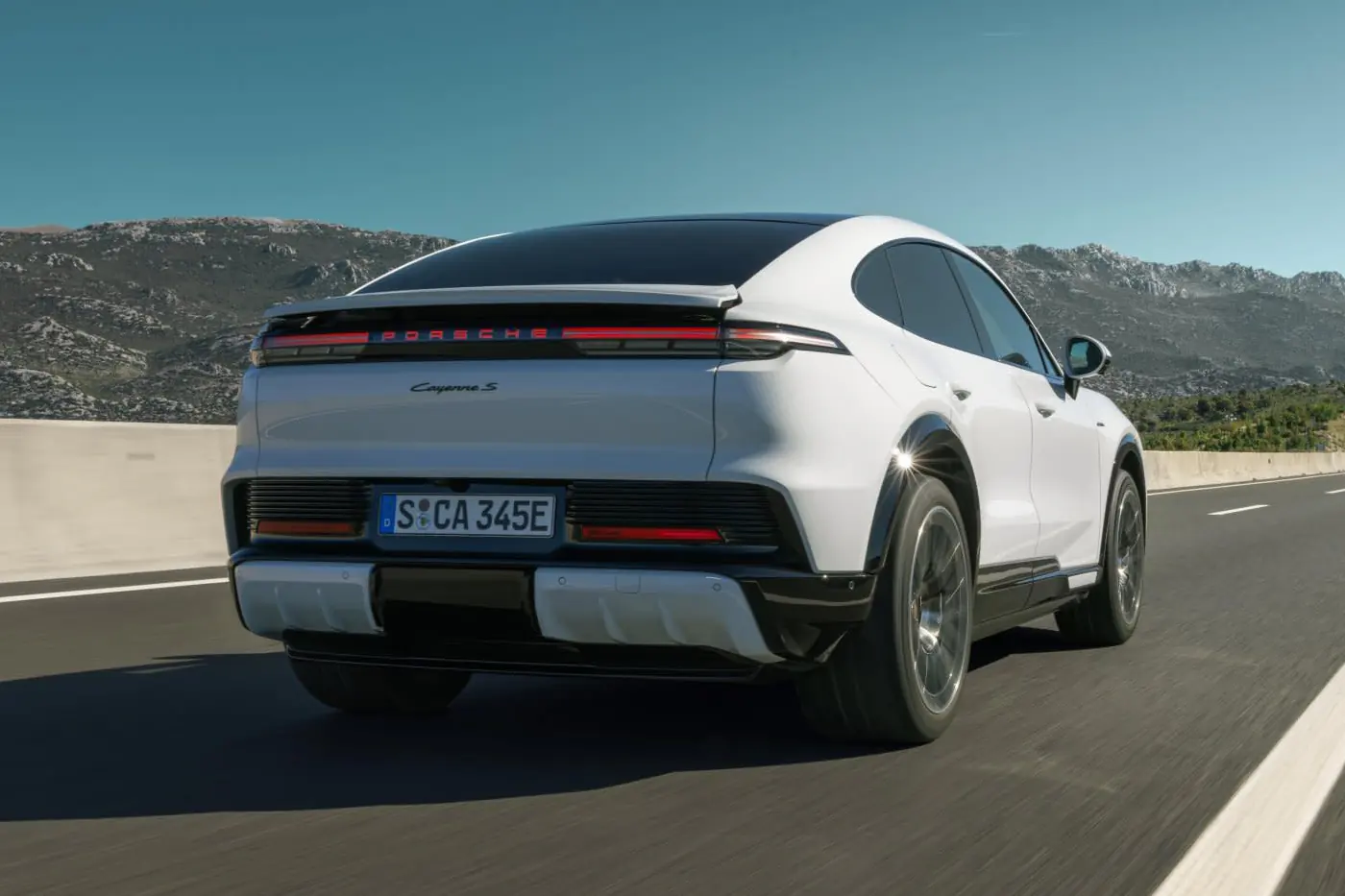 Электрический Porsche Cayenne Turbo Coupе: суперкар в кузове кроссовера