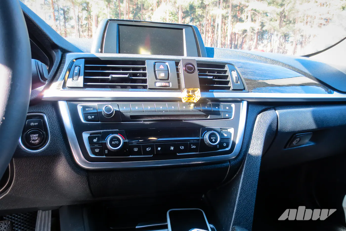 BMW_F30_передняя_панель