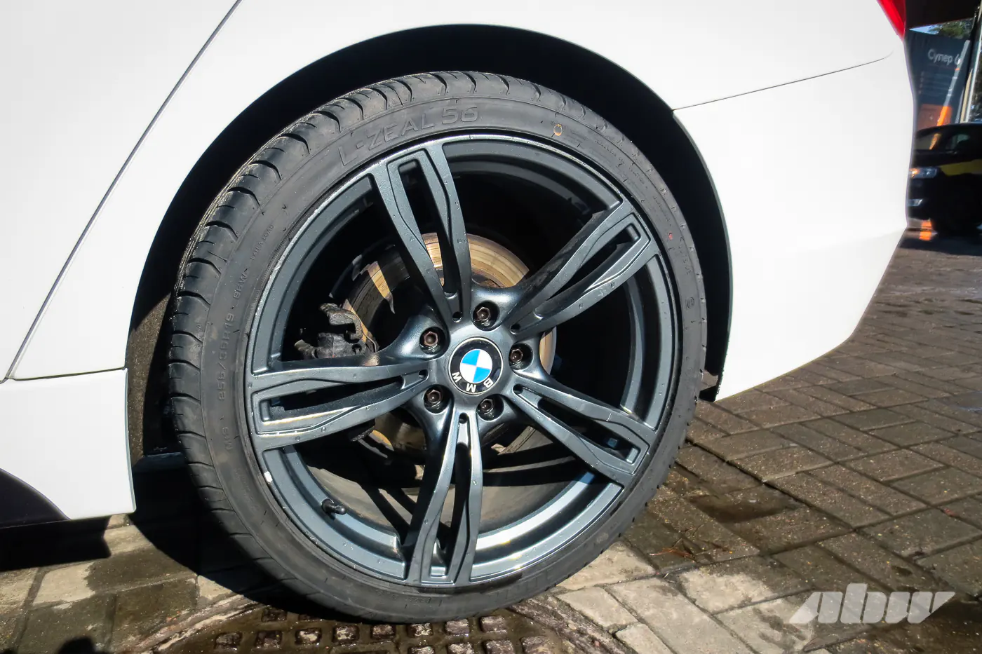 BMW_F30_колесо