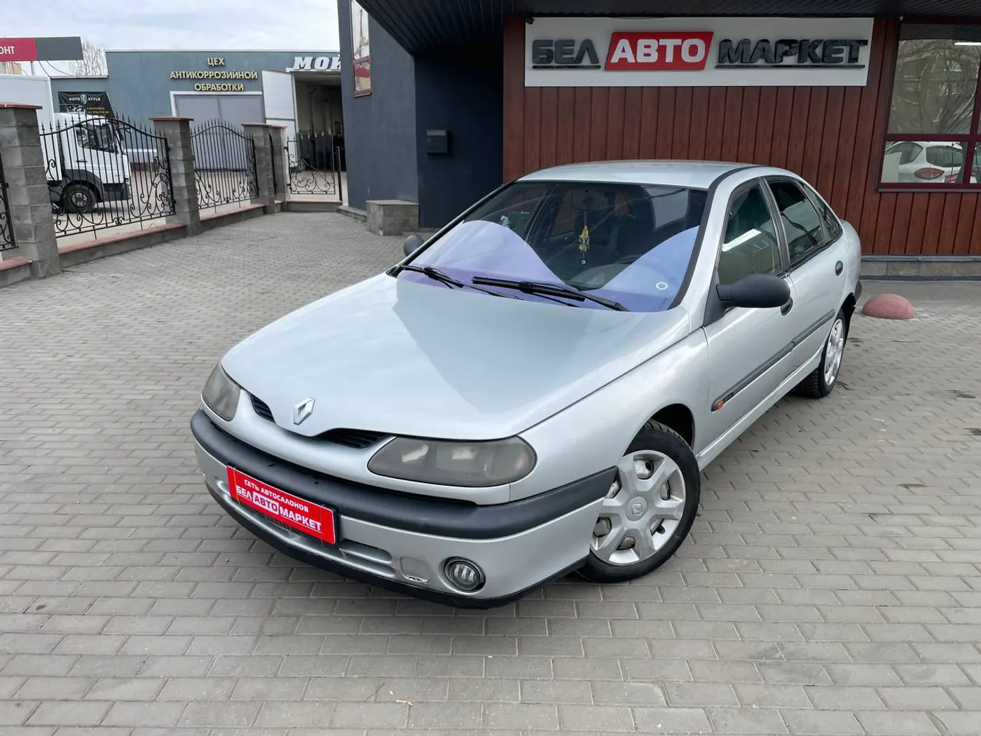 Renault Laguna I, 1998