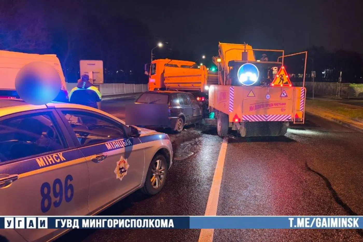 Не заметил стоящий МАЗ – авария на Долгиновском тракте