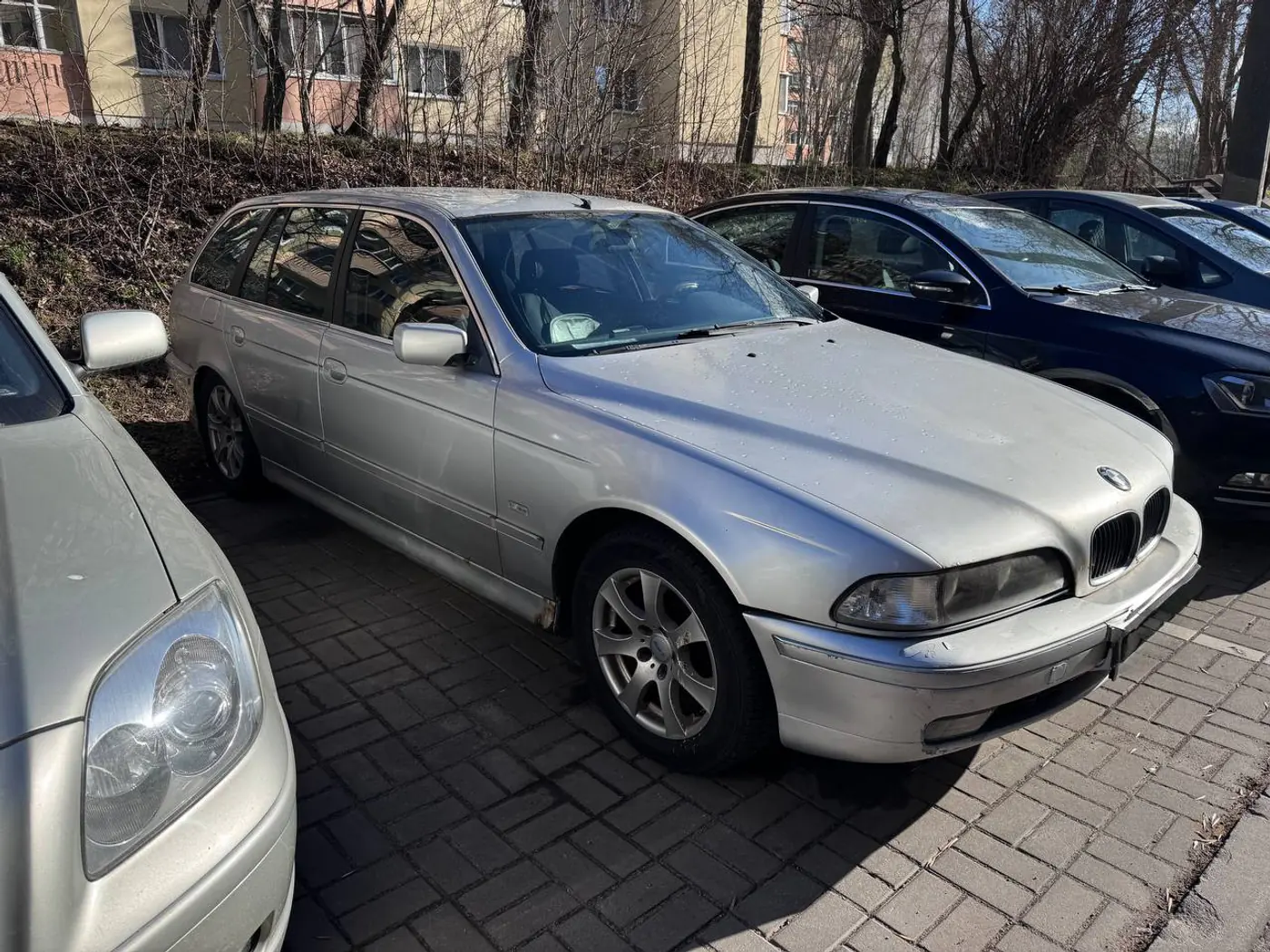 BMW 5 series IV (E39), 1998