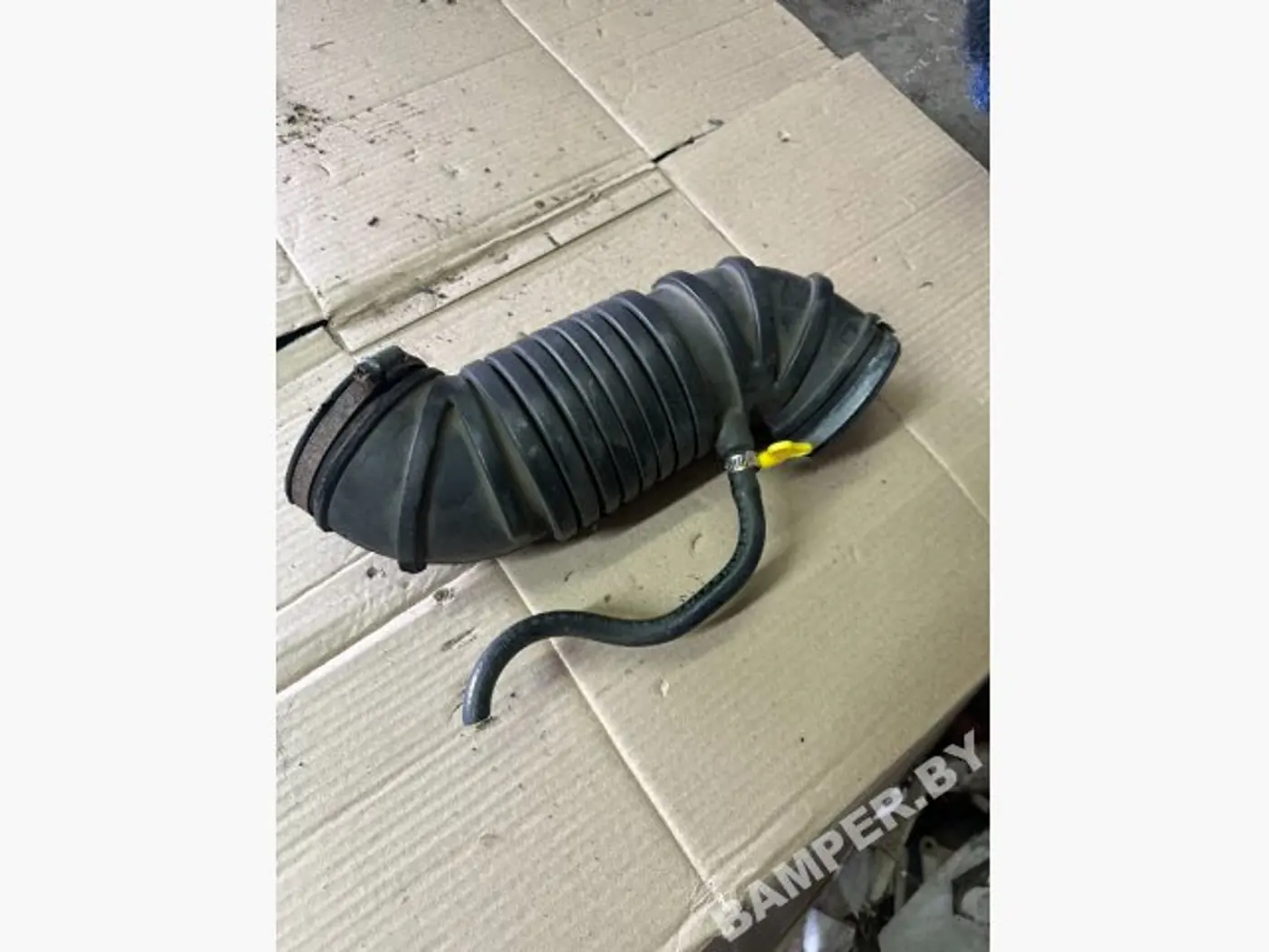 Патрубок воздушного фильтра к Proton Persona 1996
