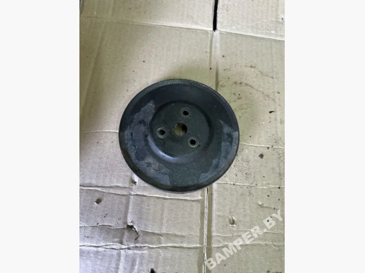Шкив помпы к Mazda 323 1996