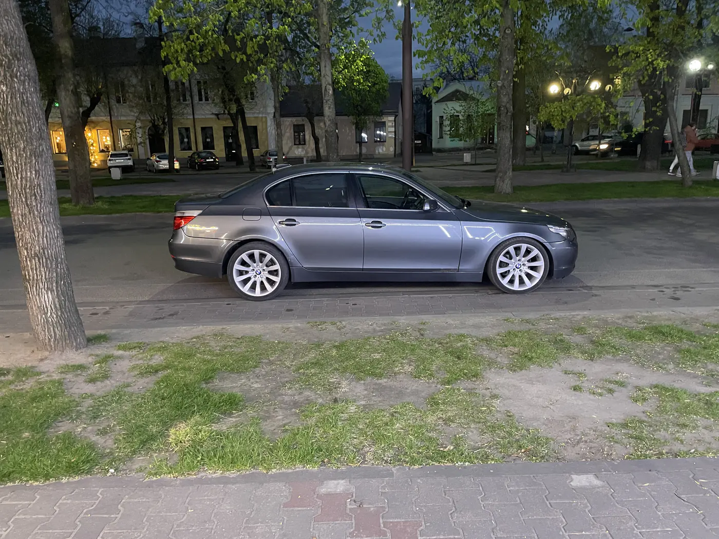 BMW 5 series V (E60/E61), 2006