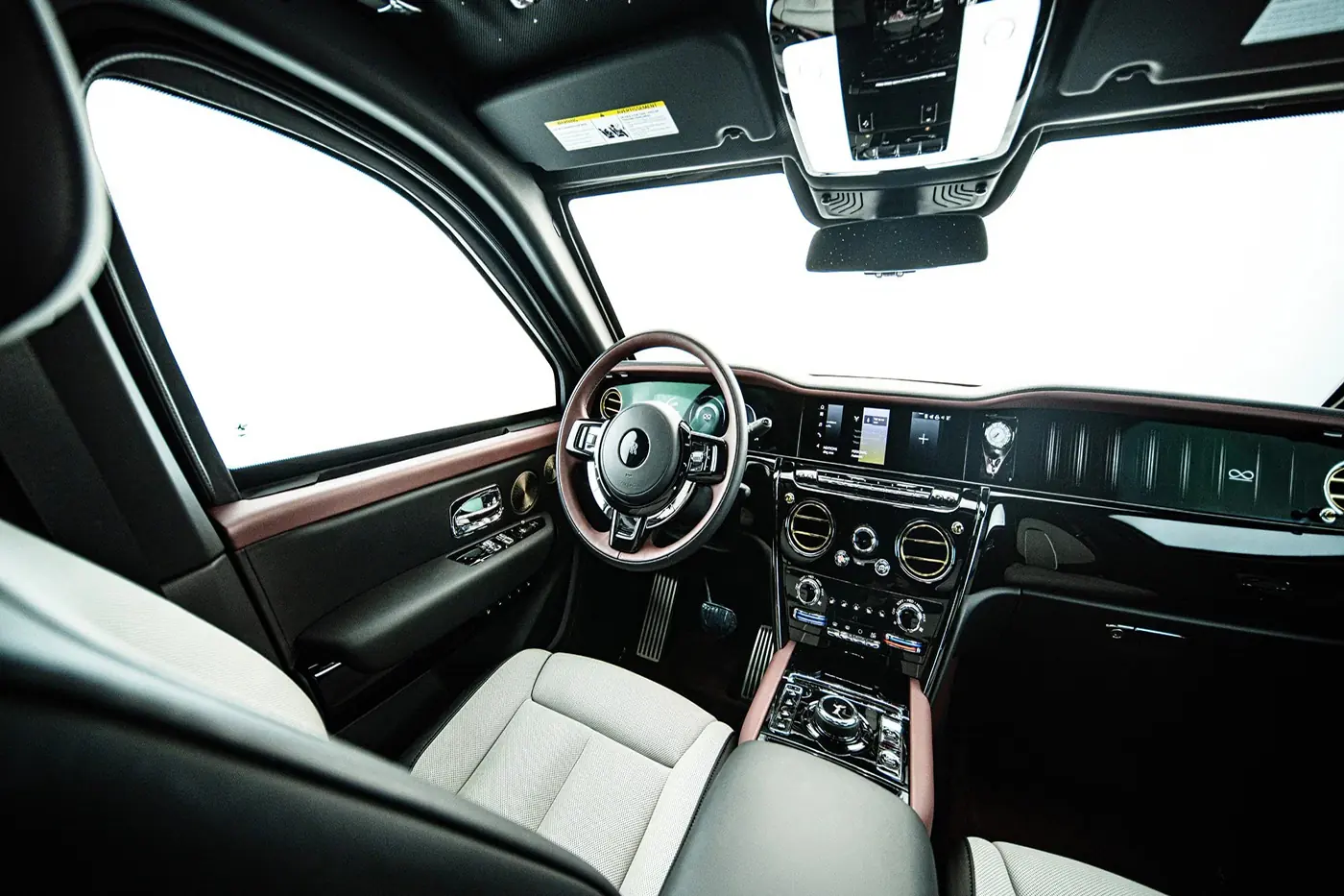 Inkas превратила роскошный Rolls-Royce Cullinan в крепость на колесах