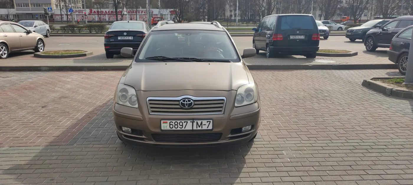 Toyota Avensis II, 2004