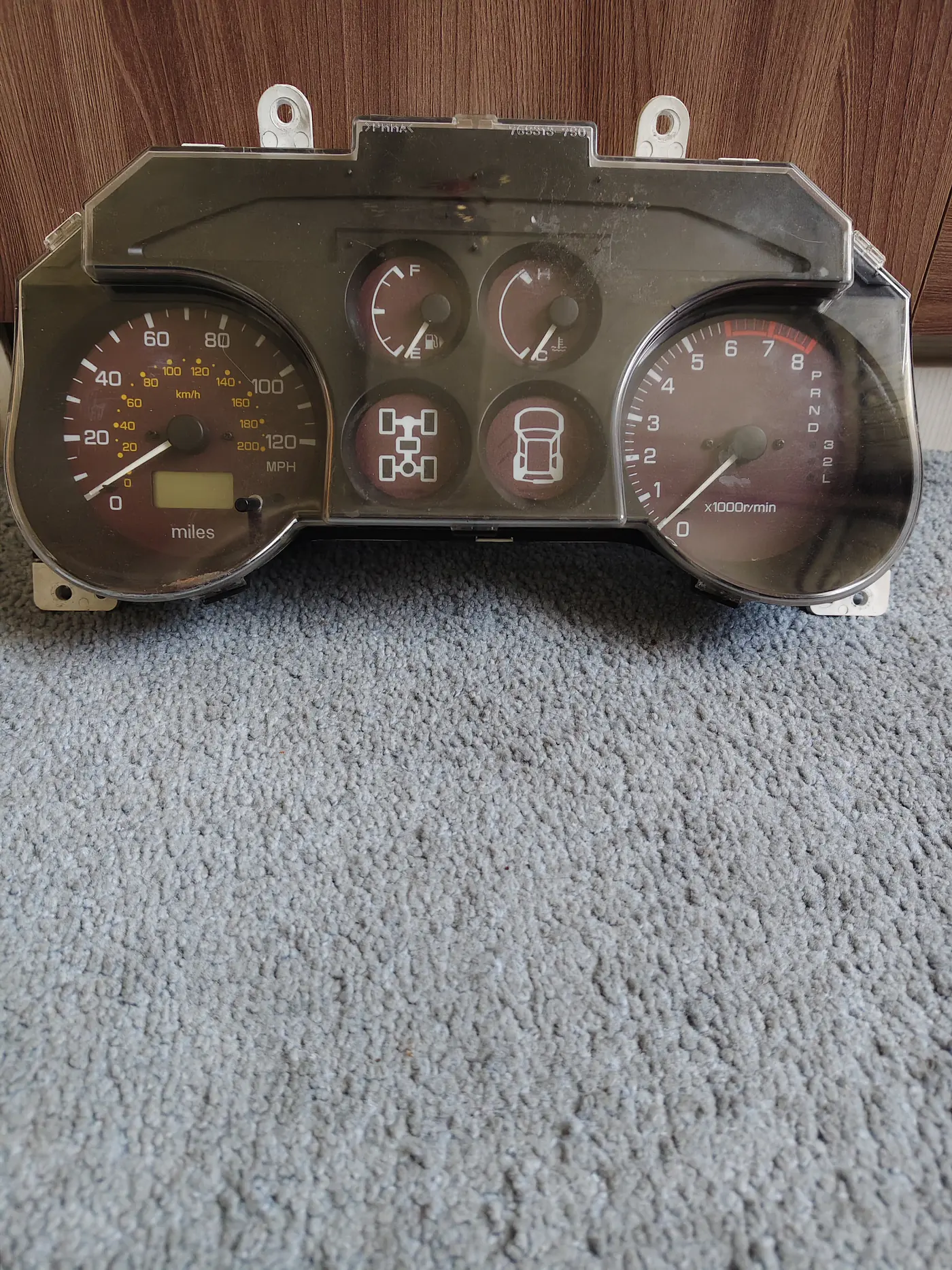 Щиток приборов (приборная панель) к Mitsubishi Montero 2001