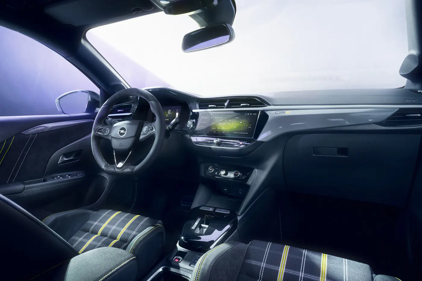 Самый динамичный Opel: первые подробности о Corsa GSE