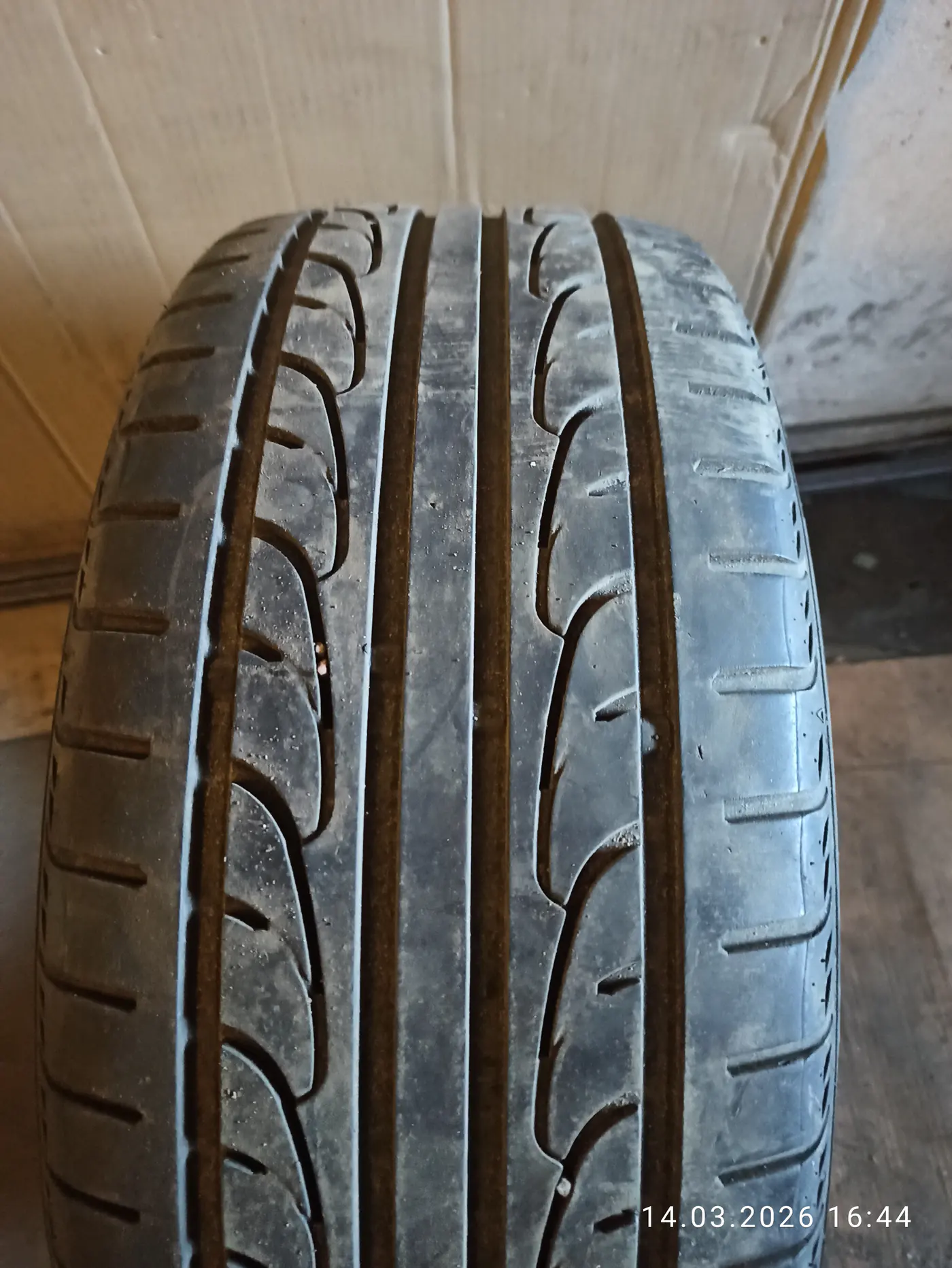 R16 225 55 Nexen N6000