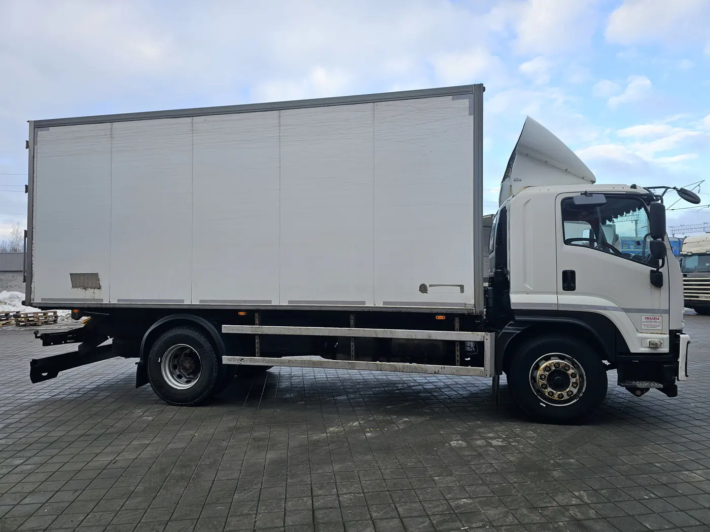 Isuzu Forward (F-Series) 2018
