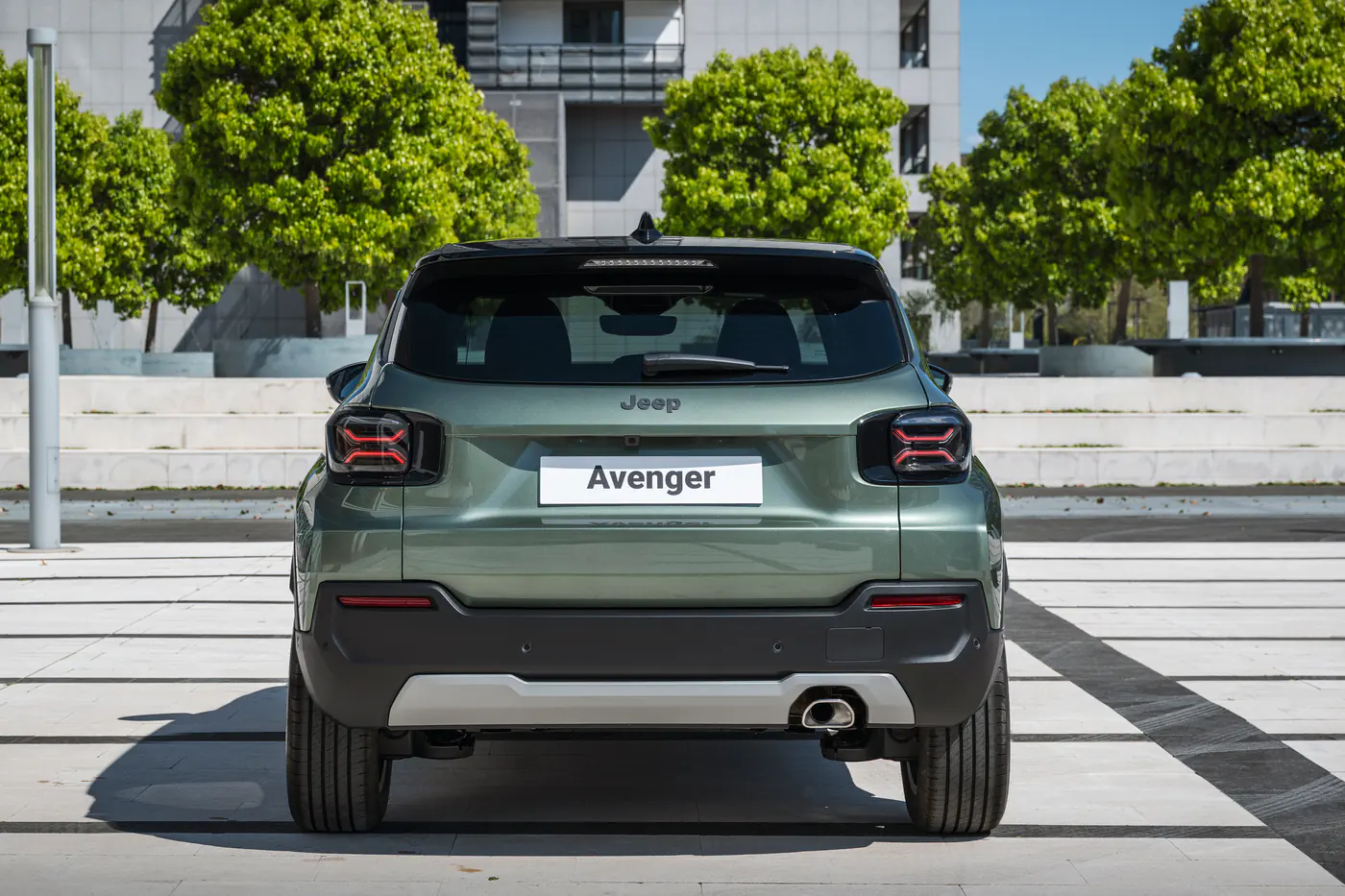 Представлен обновленный кроссовер Jeep Avenger