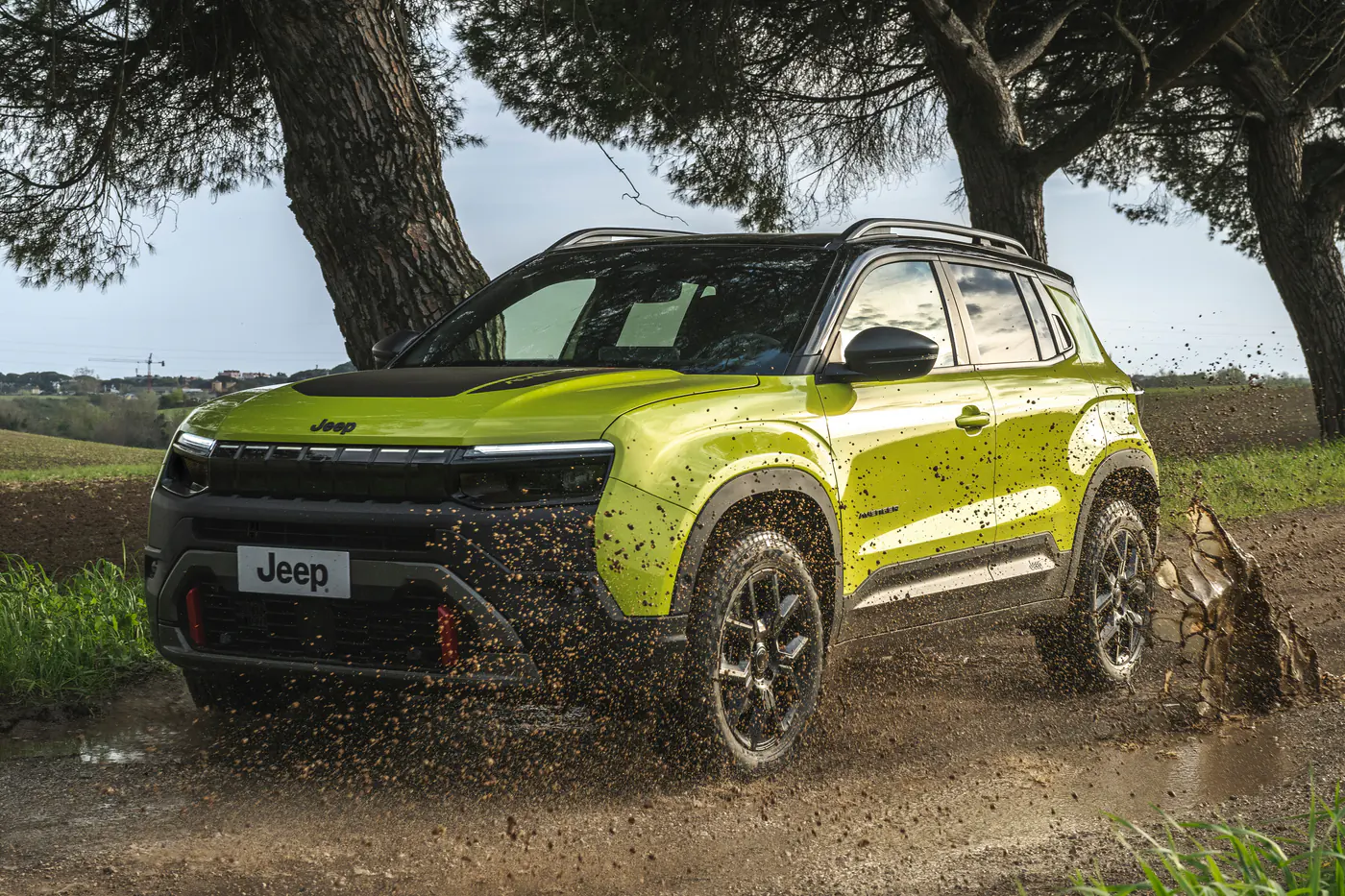 Представлен обновленный кроссовер Jeep Avenger